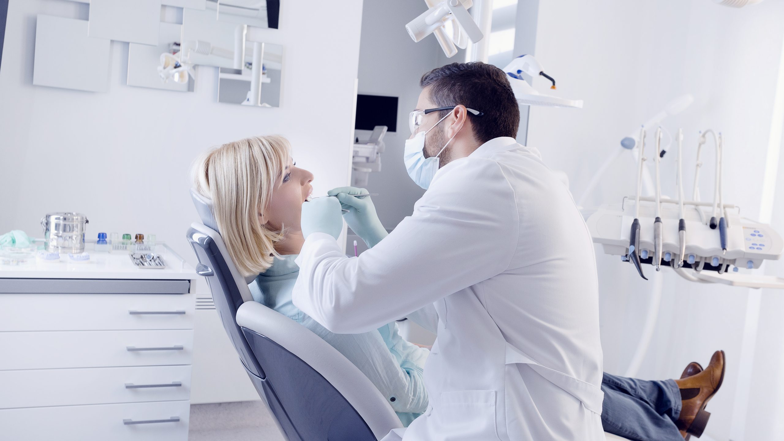 Dentist in Compton, CA